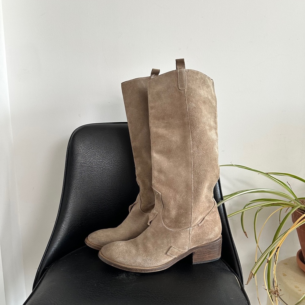 Italian Suede Boots